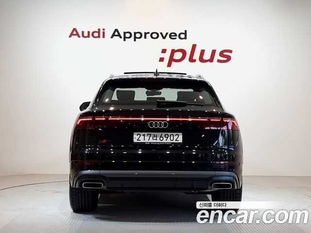 Audi Q8 50 TDI Quattro - фото 3
