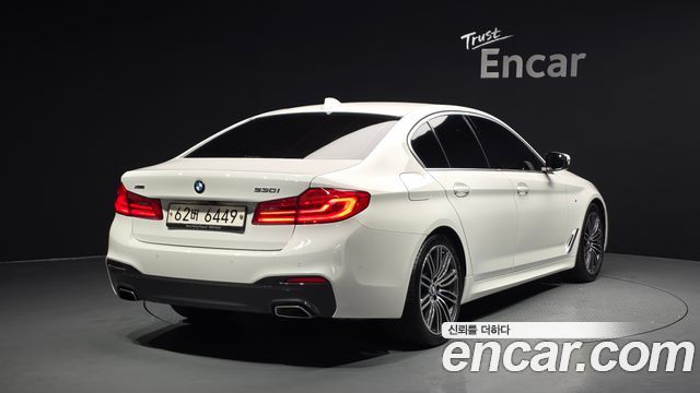 BMW 5-Series G30 530i xDrive M Sport Package Plus - фото 1