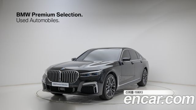BMW 7-Series G11 740i M Sport - фото 0