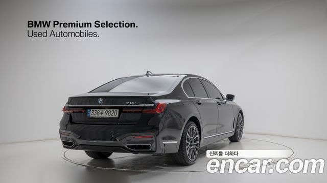 BMW 7-Series G11 740i M Sport - фото 1