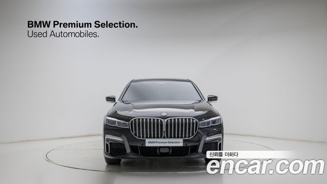BMW 7-Series G11 740i M Sport - фото 2