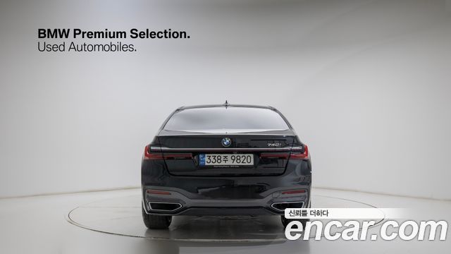 BMW 7-Series G11 740i M Sport - фото 3