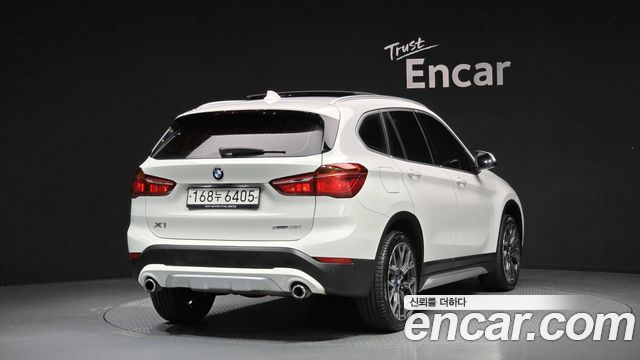 BMW X1 F48 xDrive 20i xLine - фото 1