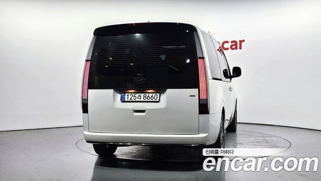 Hyundai Staria 4WD Lounge 9-Seater Inspiration - фото 3