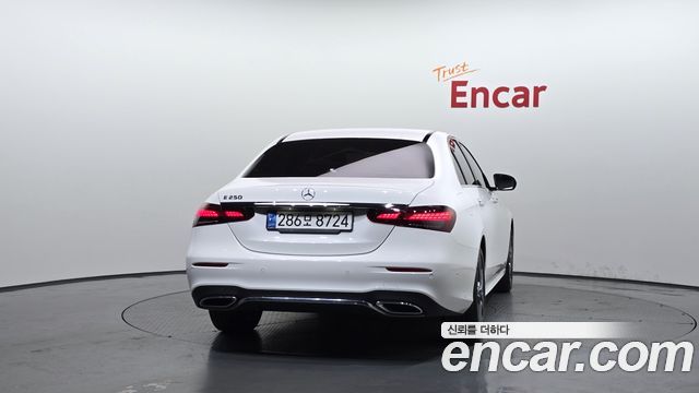 Mercedes-Benz E-Class W213 E250 AMG Line - фото 3