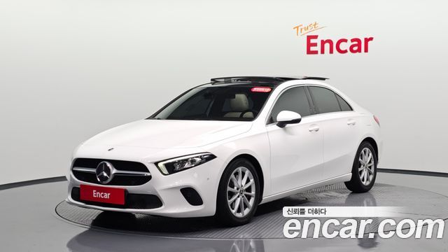 Mercedes-Benz A-Class W177 A220 Sedan - фото 0