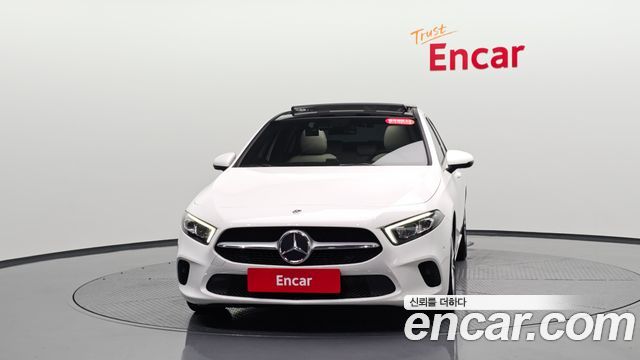Mercedes-Benz A-Class W177 A220 Sedan - фото 2