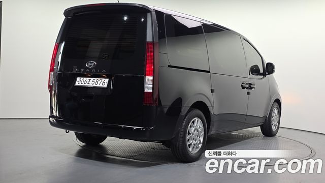 Hyundai Staria Cargo 3-Seater Modern - фото 1