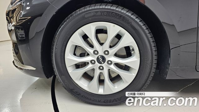 Kia K8 2.5 Gasoline 2WD Noblesse - фото 4