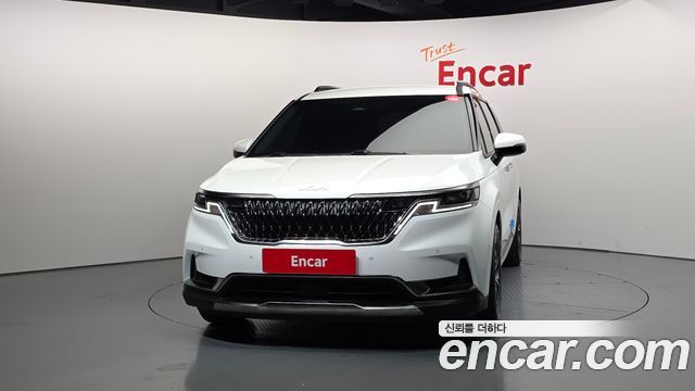 Kia Carnival 4-го поколения 9-Seater Noblesse - фото 2