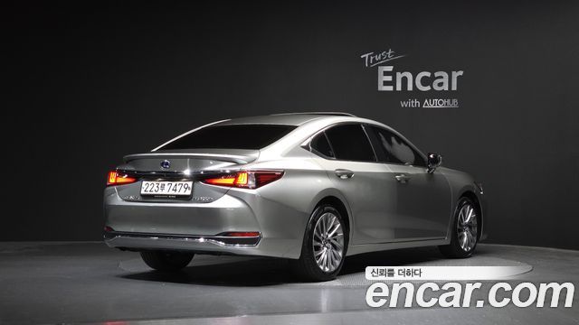 Lexus ES 7-го поколения Luxury Plus - фото 1