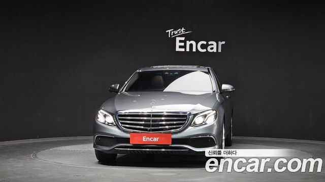 Mercedes-Benz E-Class W213 E300 4MATIC Exclusive - фото 2