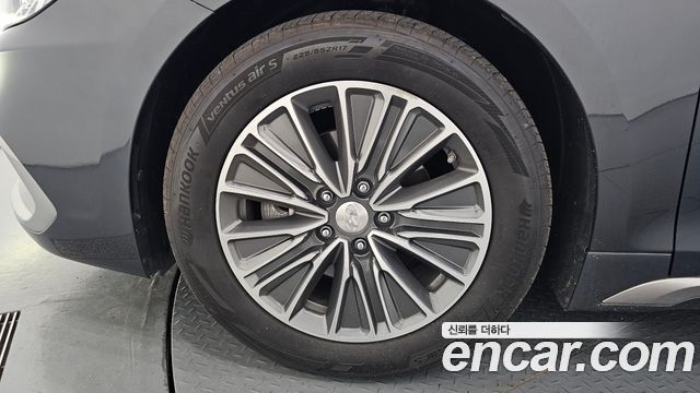 Hyundai Grandeur IG, гибрид Exclusive - фото 4