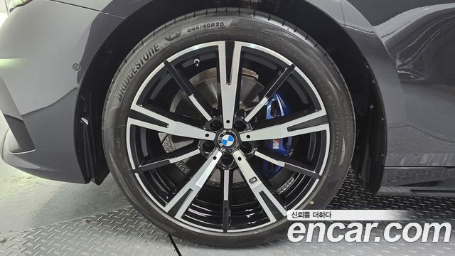 BMW 5-Series G60 530i xDrive M Sport - фото 3