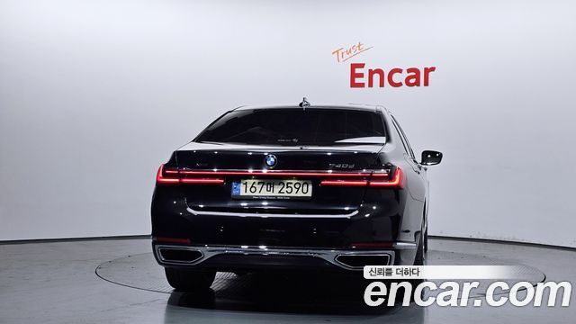 BMW 7-Series G11 740d xDrive Design Pure Excellence - фото 3