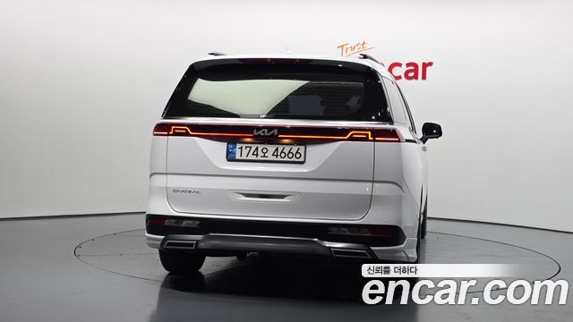 Kia Carnival 4-го поколения 9-Seater Signature - фото 3
