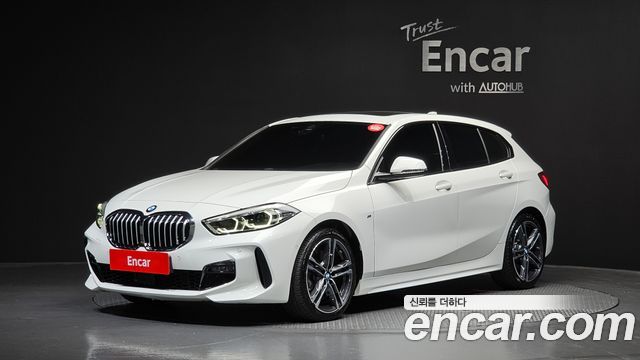 BMW 1-Series F40 120i M Sports - фото 0