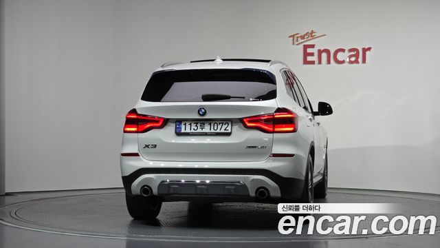 BMW X3 G01 xDrive 20i Luxury - фото 3