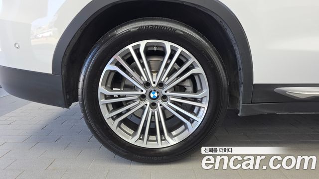 BMW X3 G01 xDrive 20i Luxury - фото 4