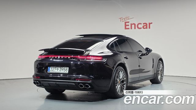 Porsche Panamera 2.9 AWD Platinum Edition - фото 0