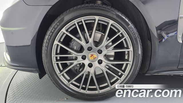 Porsche Panamera 2.9 AWD Platinum Edition - фото 3