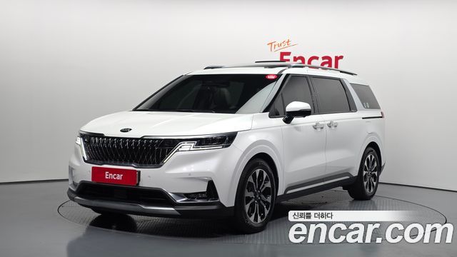 Kia Carnival 4-го поколения 9-Seater Signature - фото 0