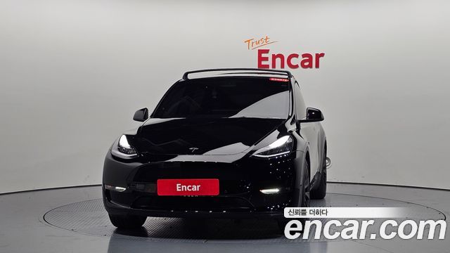 Tesla Model Y Long Range AWD - фото 1