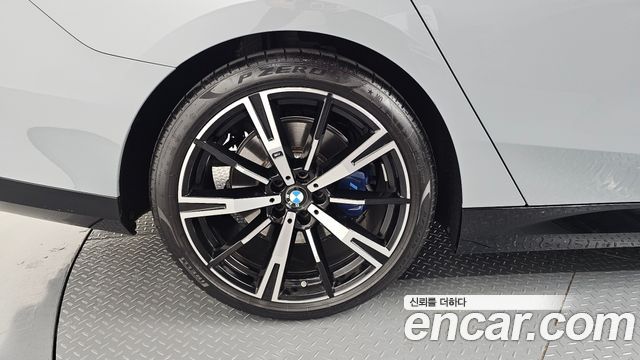 BMW 5-Series G60 530i xDrive M Sport - фото 4