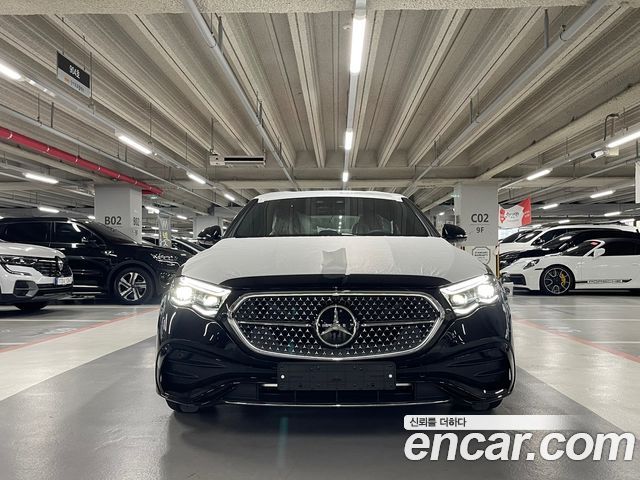 Mercedes-Benz E-Class W214 E300 4MATIC AMG Line - фото 2