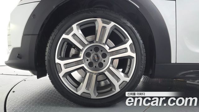 Mini Countryman ALL4 Classic 2nd - фото 3