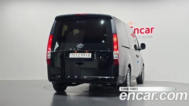 Hyundai Staria Tourer 11-Seater Modern - фото 3