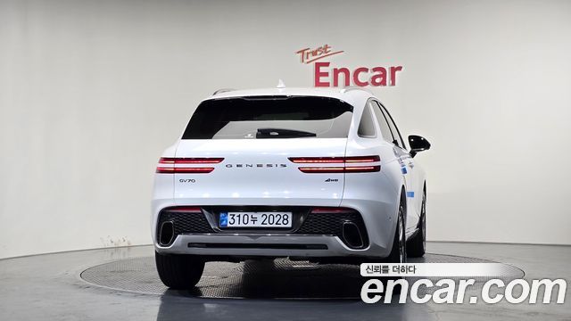 Genesis GV70 2.5T Gasoline AWD - фото 3