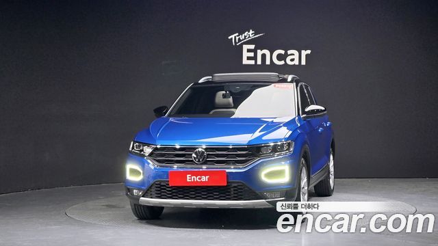 Volkswagen T-Roc 2.0 TDI Premium - фото 1