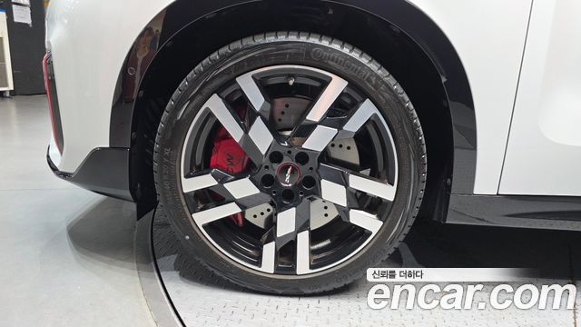 Mini Countryman 3-го поколения ALL4 JCW - фото 4