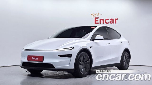Tesla Model Y RWD - фото 0