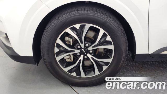 Kia Carnival 4-го поколения 9-Seater Noblesse - фото 4