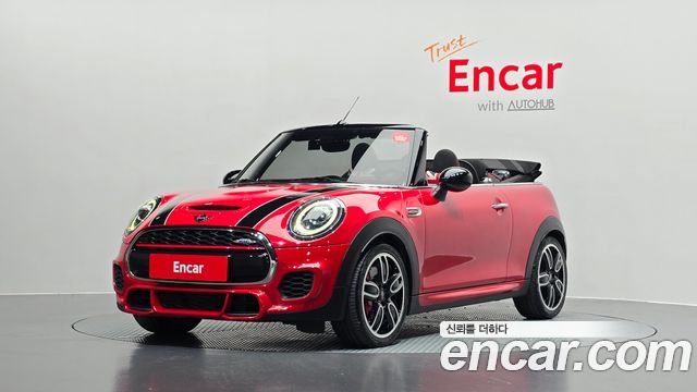 Mini Cooper Convertible JCW 3rd - фото 0