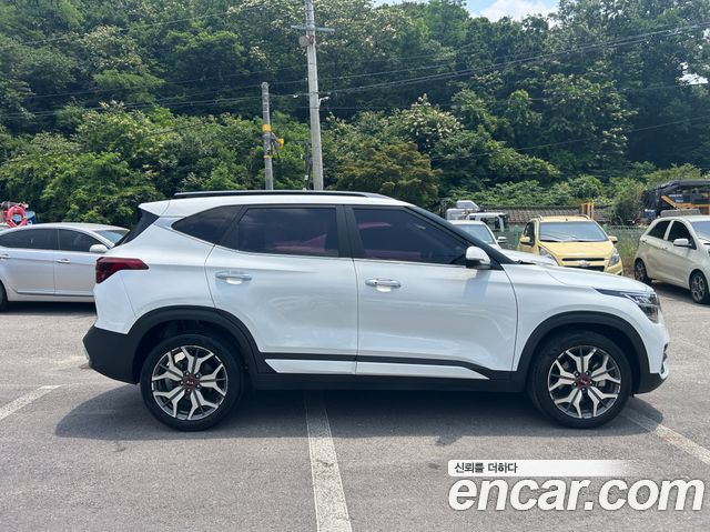 Kia Seltos Gasoline 1.6 Turbo 2WD Signature - фото 4