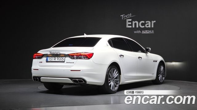 Maserati Quattroporte S Q4 3.0 V6 Granlusso - фото 1