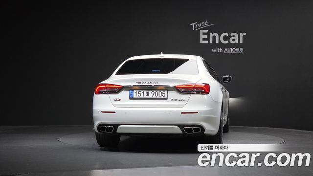 Maserati Quattroporte S Q4 3.0 V6 Granlusso - фото 3