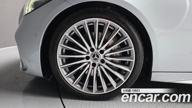Mercedes-Benz C-Class W206 C300 4MATIC AMG Line - фото 4