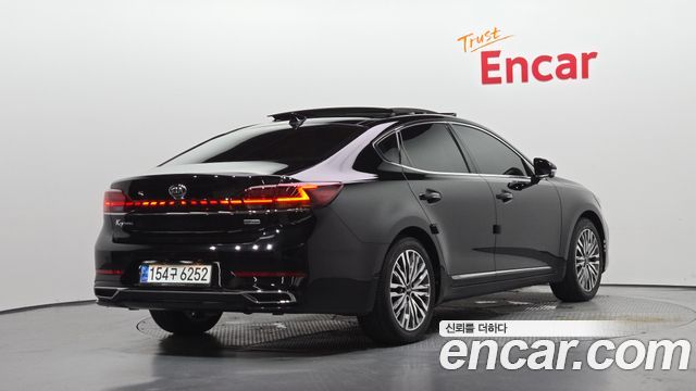 Kia K7 Premier, гибрид Signature - фото 1