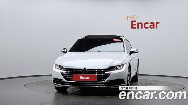 Volkswagen Arteon 2.0 TDI Premium - фото 1