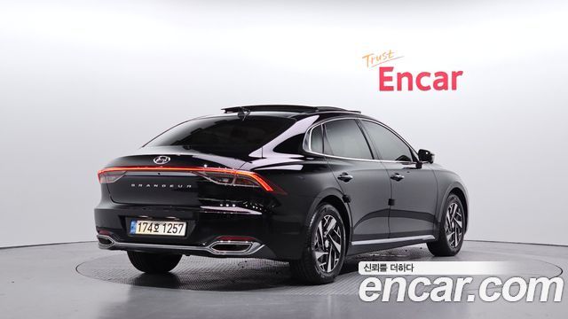 Hyundai Grandeur Новый IG, гибрид Le Blanc - фото 1