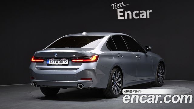 BMW 3-Series G20 320i - фото 1