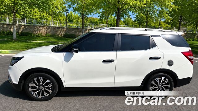 SsangYong Tivoli 1.6 IX 2WD - фото 2
