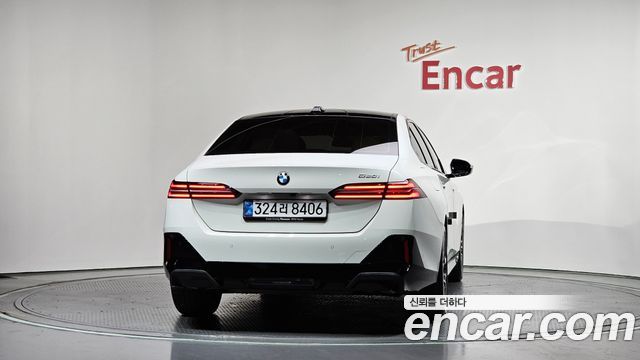 BMW 5-Series G60 520i M Sport - фото 3
