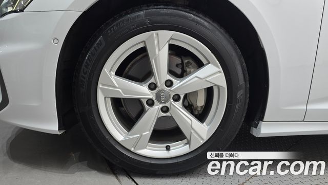 Audi A6 C8 45 TFSI Quattro - фото 4