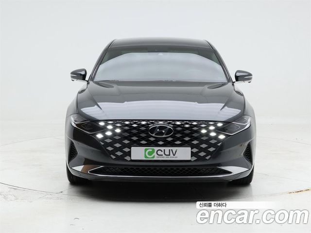 Hyundai Grandeur Новый IG, гибрид Exclusive - фото 1