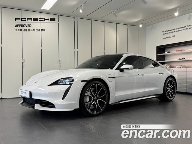 Porsche Taycan Turbo - фото 0